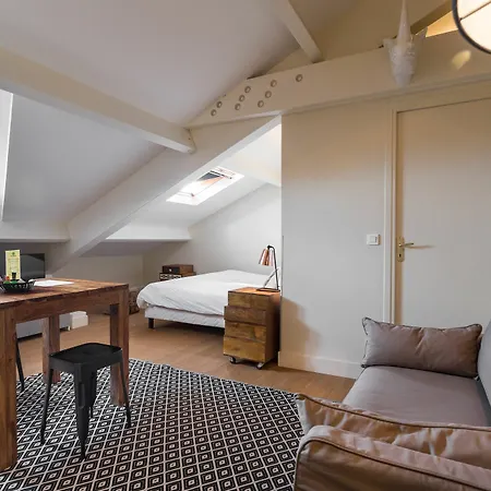 Florella Jean Jaures Apartment