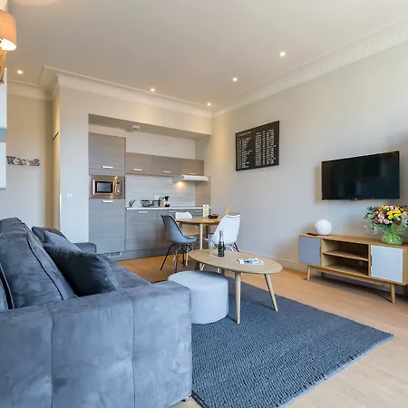 Florella Jean Jaures Apartment