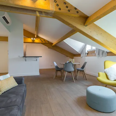 Florella Jean Jaures Apartment