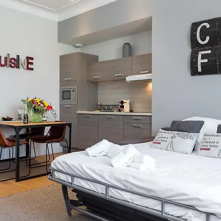 Florella Jean Jaures Apartmán